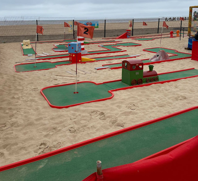 beach-crazy-golf-in-great-yarmouth.-photo-by-christopher-gottfried-210621-2 image beach course