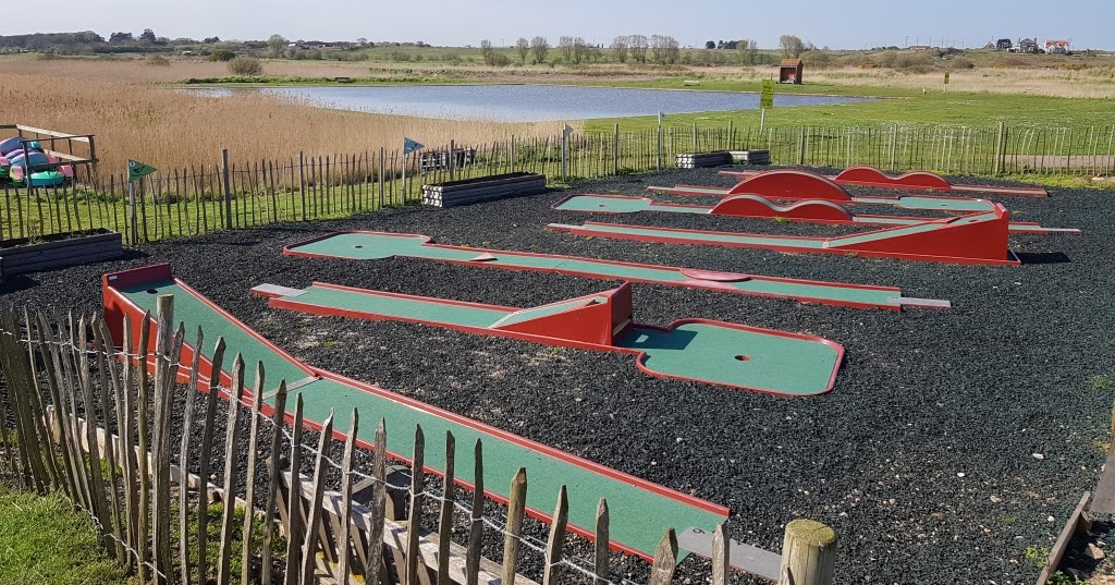 crazy-golf-course-in-southwold-040518-9 image brown set