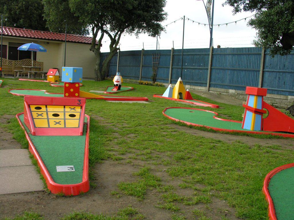 crazy-golf-course image Old COurse Model village